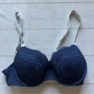 Victoria Secret T-shirt push-up full coverage navy blue  Bra 36B crochet girl